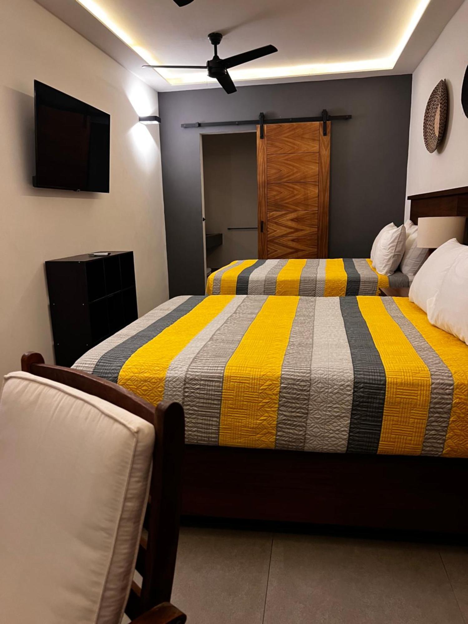 Hotel Palmeras Бусериас Экстерьер фото